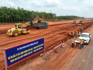Công bố các Quyết định thu hồi đất thực hiện Dự án thành...