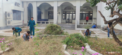 Cán bộ, công chức, lực lượng vũ trang ra quân tổng vệ sinh môi trường