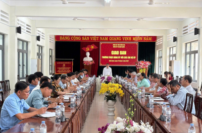 HỘI NGHỊ GIAO BAN VỚI CÁC CHI BỘ ẤP TRONG QUÝ 1/2026