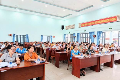 PHÒNG GIAO DỊCH NGÂN HÀNG CHÍNH SÁCH XÃ HỘI ĐỊNH QUÁN PHỐI HỢP VỚI CÁC TỔ CHỨC CHÍNH TRỊ – XÃ HỘI NHẬN ỦY THÁC TỔ CHỨC HỘI NGHỊ TẬP HUẤN NGHIỆP VỤ CHO BAN QUẢN LÝ TỔ TIẾT KIỆM VÀ VAY VỐN TRÊN ĐỊA BÀN XÃ ĐỊNH QUÁN.