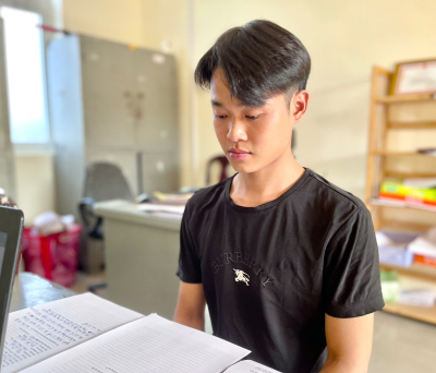 CÔNG AN XÃ ĐỊNH QUÁN NHẬN ĐƯỢC ĐƠN TRÌNH BÁO CỦA ANH VÕ THÀNH LỘC, 41 TUỔI, NGỤ TẠI ẤP HIỆP LỢI, XÃ ĐỊNH QUÁN TRÌNH BÁO VỤ VIỆC ĐÃ BỊ KẺ GIAN ĐỘT NHẬP TRỘM CẮP XE MÁY TRÊN GIÁ HƠN 37 TRIỆU ĐỒNG.