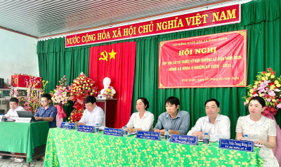 TIẾP XÚC CỬ TRI TRƯỚC KỲ HỌP THƯỜNG LỆ GIỮA NĂM  TẠI ẤP GIA CANH 3 VÀ GIA CANH 5