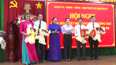 CÔNG BỐ CÁC QUYẾT ĐỊNH SÁP NHẬP TRƯỜNG HỌC VÀ CÔNG TÁC CÁN BỘ NGÀNH GIÁO DỤC