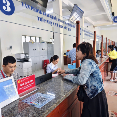 XÃ ĐỊNH QUÁN: LẤY CẢI CÁCH HÀNH CHÍNH VÀ CHUYỂN ĐỔI SỐ LÀM MŨI NHỌN BỨT PHÁ TRONG ĐỢT THI ĐỦA 500 NGÀY ĐÊM