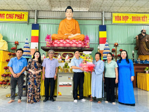 Thăm, chúc mừng các cơ sở Phật giáo nhân dịp lễ Vu Lan xã Đồng Phú