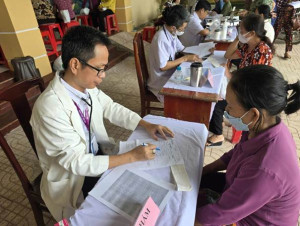 Chiến dịch khám người cao tuổi