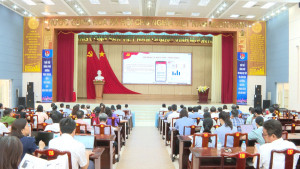 Xã Đồng Phú tham gia tập huấn sử dụng “sổ tay đảng viên điện tử”