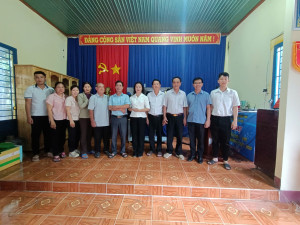 THƯỜNG TRỰC ĐẢNG ỦY XÃ ĐỒNG PHÚ  DỰ SINH HOẠT ĐỊNH KỲ CHI BỘ THÔN TÂN HÀ THÁNG 11/2025