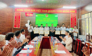 HỘI NÔNG DÂN XÃ ĐỒNG PHÚ TỔ CHỨC HỘI NGHỊ TỔNG KẾT CÔNG TÁC HỘI NĂM 2025