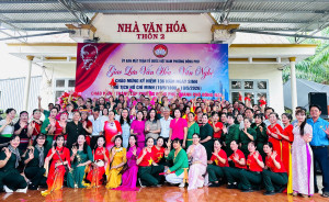 Đồng Phú: Sôi nổi chương trình giao lưu văn nghệ kỷ niệm 136 năm ngày sinh Chủ tịch Hồ Chí Minh
