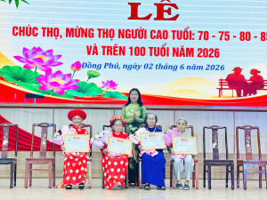 Phường Đồng Phú tổ chức Lễ mừng thọ cho hơn 300 người cao tuổi
