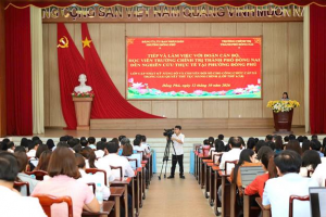 Đồng Phú làm việc với Đoàn cán bộ, học viên Trường chính trị thành phố Đồng Nai