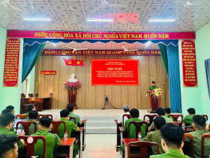 Công an xã và Ban Chỉ huy Quân sự xã Đồng Tâm triển khai công tác bảo đảm an ninh, trật tự phục vụ công tác bầu cử