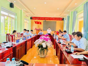 Xã Đồng Tâm họp giao ban, tìm giải pháp phát triển người...