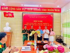 Đồng Tâm: Bàn giao chức trách, nhiệm vụ chính trị viên Ban...