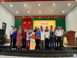 Phường Đồng Xoài công bố các quyết định về Hội Người cao tuổi