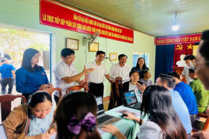 Phường Đồng Xoài đẩy mạnh cải cách hành chính, nâng cao chất lượng phục vụ người dân