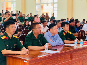 PHƯỜNG ĐỒNG XOÀI, TỈNH ĐỒNG NAI THĂM, ĐỘNG VIÊN TÂN BINH NHẬP NGŨ NĂM 2026