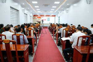 Phường Đồng Xoài tổ chức Hội nghị chuyên đề xây dựng ý thức công dân đô thị gắn với quán triệt Nghị quyết số 05-NQ/TU