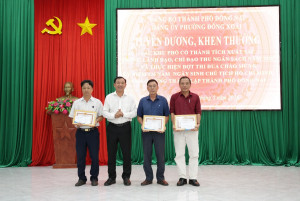 Đảng ủy- UBND phường Đồng Xoài tuyên dương, khen thưởng các chi bộ tiêu biểu trong công tác thu ngân sách năm 2026