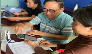 Phòng Giao dịch Ngân hàng chính sách xã hội Bình Phước đẩy mạnh giải ngân không dùng tiền mặt qua tài khoản thanh toán