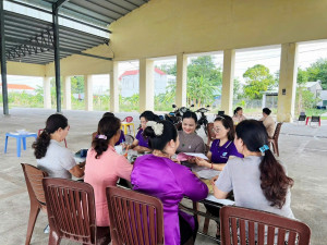 Hội LHPN phường Đồng Xoài: Kiểm tra, giám sát việc thực hiện nhiệm vụ công tác hội, rà soát tỷ lệ bao phủ BHYT trong hội viên phụ nữ; kiểm tra công tác quản lý vốn ủy thác tại các tổ tiết kiệm - Vay vốn