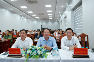 Phường Đồng Xoài dự Hội nghị trực tuyến toàn quốc sơ kết 1 năm 6 tháng thực hiện Nghị quyết số 57-NQ/TW của Bộ Chính trị