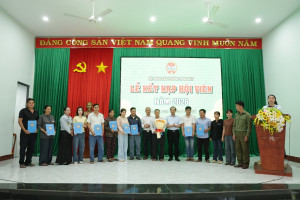 Hội Nông dân phường Đồng Xoài kết nạp 55 hội viên, hỗ trợ 1...