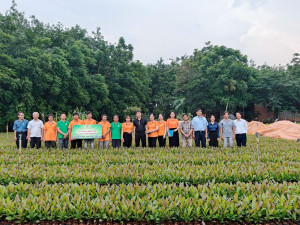 Hội Nông dân phường Đồng Xoài sinh hoạt Câu lạc bộ Nông dân...