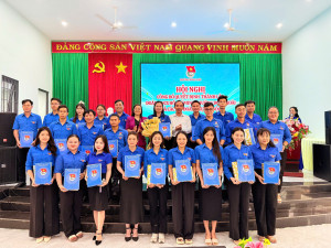 Hội nghị công bố Quyết định thành lập Đoàn TNCS Hồ Chí Minh phường Đồng Xoài và các Chi đoàn trực thuộc