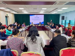 Quang cảnh buổi toạ đàm