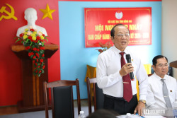 Chủ tịch Hội Luật gia tỉnh Đồng Nai - ông Phan Văn Châu chủ trì hội nghị.