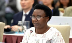 Bà Inarukundo Francine, Thư ký thường trực Bộ Tài chính Burundi phát biểu tại Hội nghị