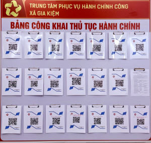 Trung tâm PVHCC xã Gia Kiệm công khai mã QR tra cứu TTHC