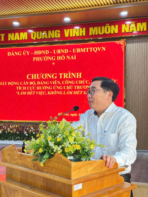 Lễ phát động thi đua làm việc ngày Thứ Bảy trong tập thể lãnh đạo, cán bộ, công chức, viên chức phường Hố Nai