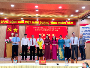 phường Hố Nai tổ chức lễ công bố trao Quyết Định bổ nhiệm ông Đinh Xuân Hiến - Giữ chức Phó Trưởng phòng Văn hóa - Xã hội và bà Nguyễn Thị Nga – Kiêm nhiệm phó Trưởng ban Xây dựng Đảng