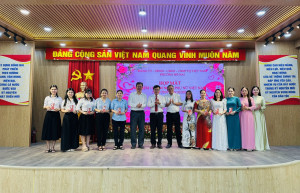 Đảng ủy, HĐND, UBND, Ủy ban MTTQ Việt Nam phường Hố Nai họp mặt kỷ niệm Ngày Phụ nữ Việt Nam 20/10