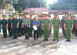 Hưng Phước lễ ra quân cao điểm tấn công, trấn áp tội phạm