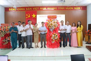 Đảng ủy xã Hưng Phước kỷ niệm Ngày truyền thống các Cơ quan chuyên trách tham mưu, giúp việc cấp ủy