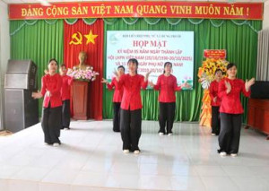 Phát huy bản lĩnh, trí tuệ và nâng cao kỹ năng lãnh đạo, quản lý của cán bộ nữ xã Hưng Phước trong thời đại mới