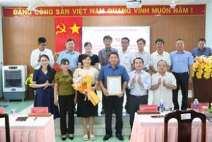 Xã Hưng Phước Công Bố Quyết Định Sắp Xếp, Kiện Toàn Các Tổ Chức Hội