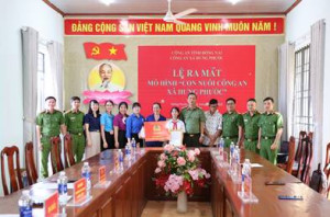 Công an xã Hưng Phước ra mắt mô hình "Con nuôi Công an xã": Điểm tựa cho học trò nghèo hiếu học