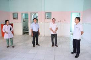 LÃNH ĐẠO XÃ HƯNG PHƯỚC KIỂM TRA THỰC TẾ CÁC CÔNG TRÌNH, DỰ ÁN TRÊN ĐỊA BÀN