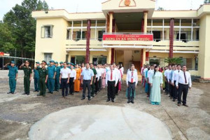 Trang nghiêm Lễ chào cờ đầu Xuân Bính Ngọ 2026