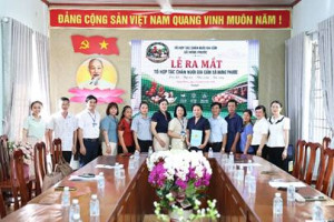HƯNG PHƯỚC RA MẮT TỔ HỢP TÁC CHĂN NUÔI GIA CẦM