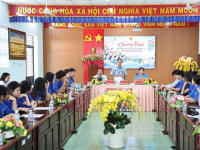 XÃ HƯNG PHƯỚC ĐỐI THOẠI VỚI THANH NIÊN VỀ KHOA HỌC, CÔNG NGHỆ VÀ CHUYỂN ĐỔI SỐ