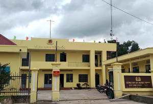 Thông báo về việc tiếp nhận các thủ tục hành chính tại trụ sở Công an xã Hưng Thịnh