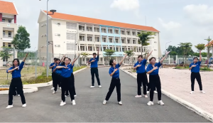 Vũ đạo chào mừng Đại hội đại biểu Đảng bộ xã Hưng Thịnh tỉnh Đồng Nai lần thứ nhất, nhiệm kỳ 2025-2030