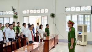 Xã Hưng Thịnh kiện toàn lực lượng tham gia bảo vệ an ninh, trật tự ở cơ sở