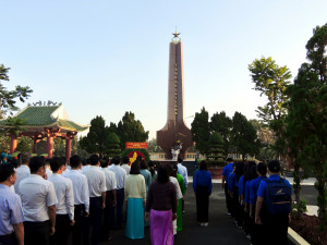 Xã Hưng Thịnh viếng NTLS Trảng Bom